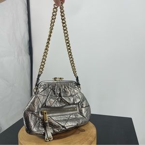Marc Jacobs Little Stam quilted pewter silver w gold chain strap